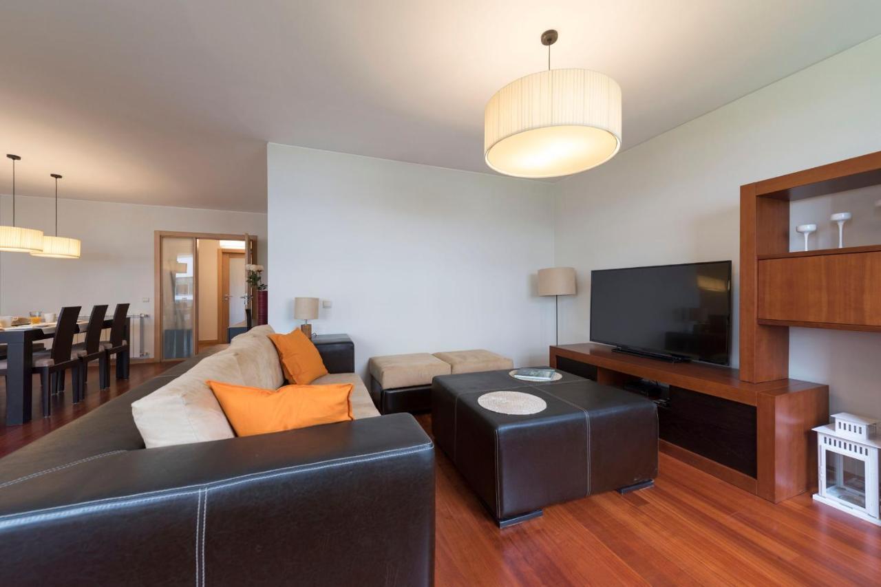 Lovelystay - Oporto Beach Apartment With 2 Free Parking Spots Matosinhos  Exterior foto