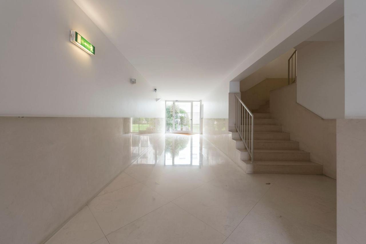 Lovelystay - Oporto Beach Apartment With 2 Free Parking Spots Matosinhos  Exterior foto