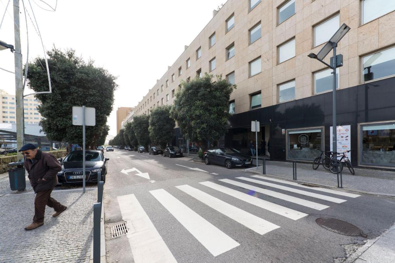 Lovelystay - Oporto Beach Apartment With 2 Free Parking Spots Matosinhos  Exterior foto